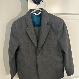 Size 4 Cat&Jack Boys suit